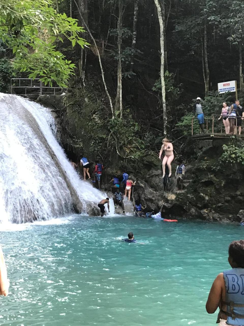 Mystic Ridge Paradise Ocho Rios Bagian luar foto